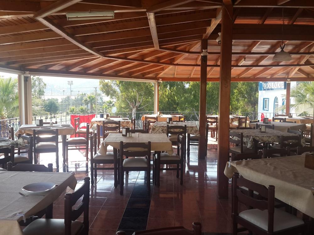 Chronos Beach Otel Bitez Dış mekan fotoğraf