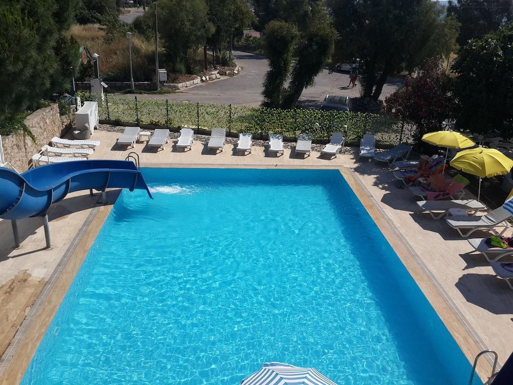 Chronos Beach Otel Bitez Dış mekan fotoğraf