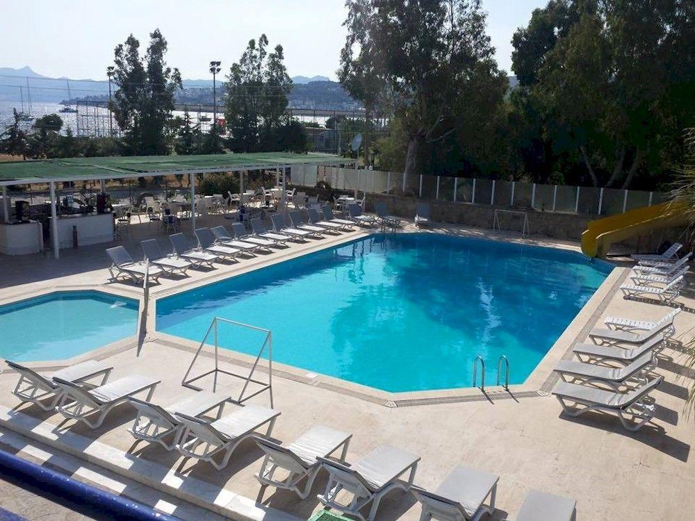 Chronos Beach Otel Bitez Dış mekan fotoğraf
